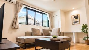 New 4BR Entire House Near Osaka Castle Free Large Parking Kyobashi