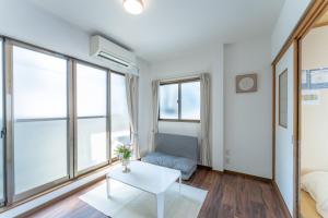 100sqm Entire House 2min Walk to Kintetsu Stop Max 10 Guests Near Tennoji Easy Access Namba Shinsaibashi Bright Airy