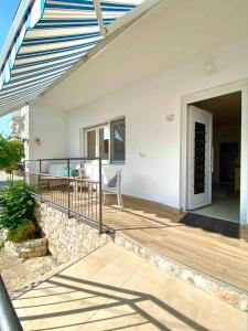 Vacation home Tisno Croatia