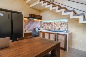 Villa Kali Maa Stylish 3BR 5 Min Walk to Beach