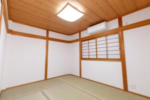 Family-Friendly 100m Squared Free Parking 5min train-Namba