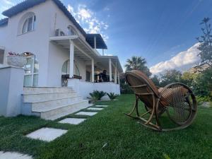 A detached house with a garden on Cunda Island