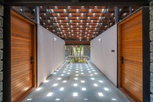 SaffronStays Lokahi