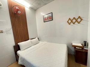 ÔNG NĂM HOTEL - Trung Tâm Bến Ninh Kiều