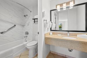 Quality Inn & Suites Hermosa Beach