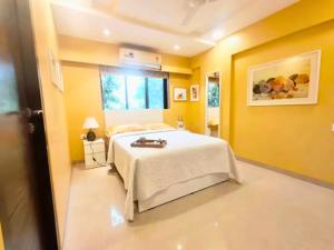 Sterling 102, off Carter Road, Bandra West by Connekt Homes