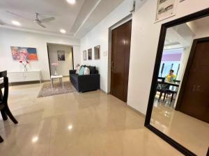 Sterling 102, off Carter Road, Bandra West by Connekt Homes