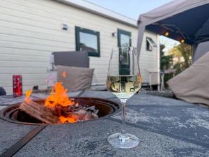 Tinyhouse mit Feuerstelle Capfun de Bongerd