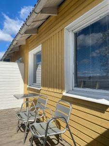 Upper Floor of Townhouse near Metro and Akalla By