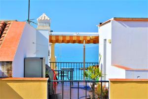 Apartment 30 meters from the beach
