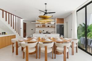Luxe 8BR Villa with 2 Pools near Pererenan