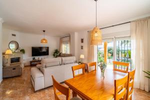 Cubos Sun Bliss House & Pool