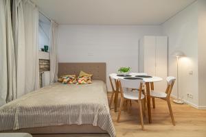 Old Town Nook Apartment