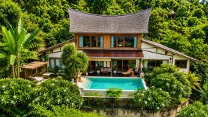 Villa Sana Amed with Panoramic Ocean Views & Infinity Pool