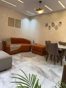 Aliyah Apartment - Cozy Modern Stay in Fez
