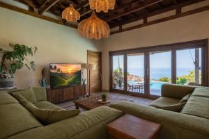 Villa Sana Amed with Panoramic Ocean Views & Infinity Pool