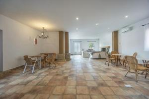 Hacienda El Legado - Guest House Piscina WiFi & Relax junto a Golf Campano Chiclana