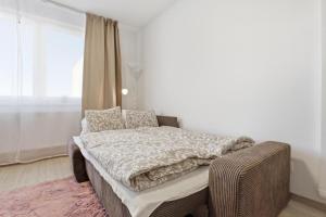 Modern Apartment near Airport with free Parking