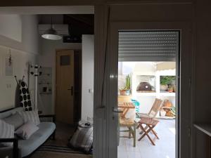 Homeric poems-2nd floor Penthouses