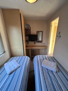 9 Caulkers Rest - Whitecliff Bay