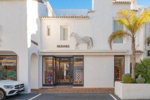 Luminoso apartamento en pleno Puerto Banús