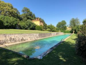 Chateau de Barral - Piscine privée