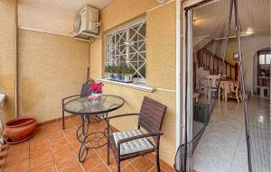 Beautiful Apartment In Torrevieja
