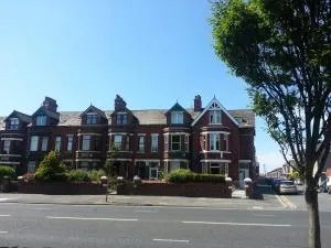 Maindee Guest House - Barrow in Furness