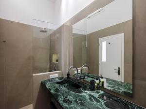 Mykonian Living The Little Venice Suites & Residence