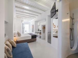 Mykonian Living The Little Venice Suites & Residence