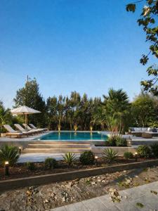 Villa with Pool and Mount Etna and Vineyards views