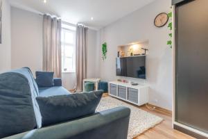Chorzów Charming Apartment by BookingHost