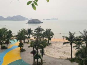 Phòng Deluxe View Biển Flamingo Cát Bà