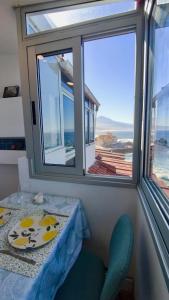 Homely studio with natural pools & sweeping views