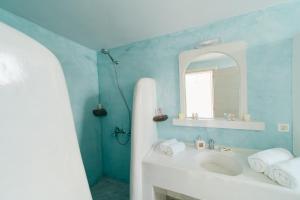 Almond Deluxe Suite