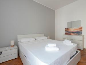 Xenia - 2 rooms apt in Via Privata Sacconi 5 A