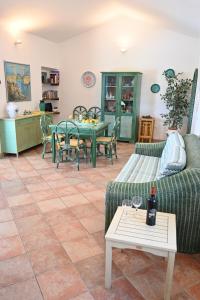 Villa con piscina a Perda Longa, 2 camere da letto e 2 bagni img25
