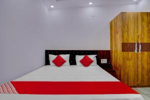 Hotel O Ruby Banquet Hall and Rooms