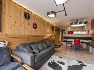 Appartement 3 pièces, terrasse, animaux admis, garage, centre village - FR-1-304-191