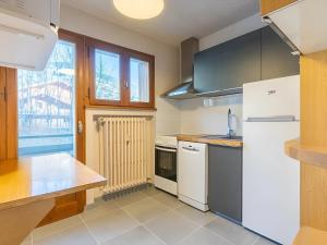 Appartement 3*, 2 chambres, 6 personnes, proche pistes, WIFI - FR-1-304-280