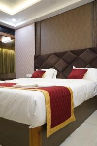 JST Mahal and Residency