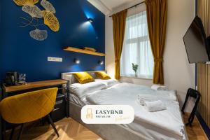 Modern Studios with Paid Parking Steps from Wenceslas Square by EasyBNB Premium