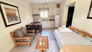 Agroktima Ioli - Peaceful Getaway with Pool Evia