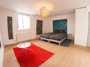 House, 3 bedrooms, 6 people, 2 bathrooms, 10 minutes from Lille