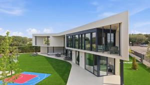 Villa Meridian - epicentro del lujo contemporáneo en Peralada Golf
