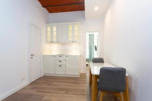 Moderno y espacioso apartamento en Calle Mallorca