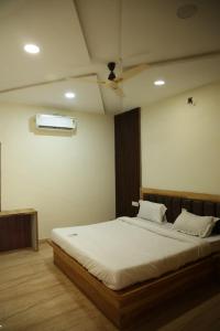 Shiv Resort & Palace