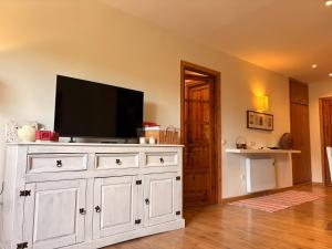 Tu refugio acogedor- Wi-Fi, vistas y confort - Muntanyó 1