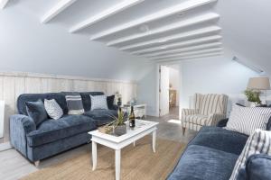 4 Tywarnhayle Square - Close to beach, Dogs welcome, parking