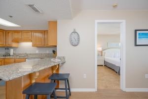 Phoenix V 216 condo